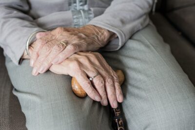 Cechy dobrej opiekunki osób starszych